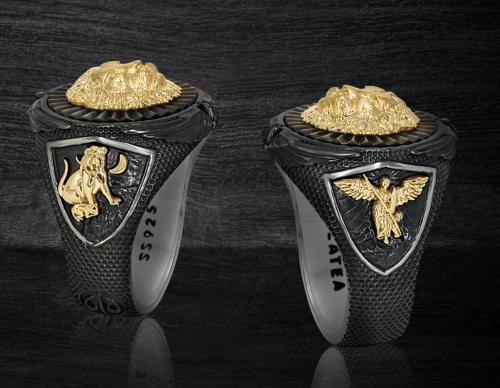 Momento Lion Ring